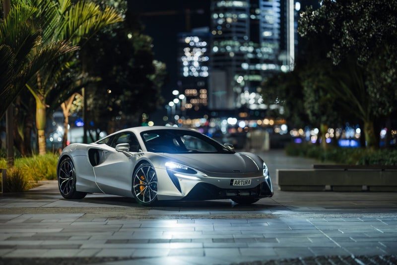 2023 McLaren Artura, main photo
