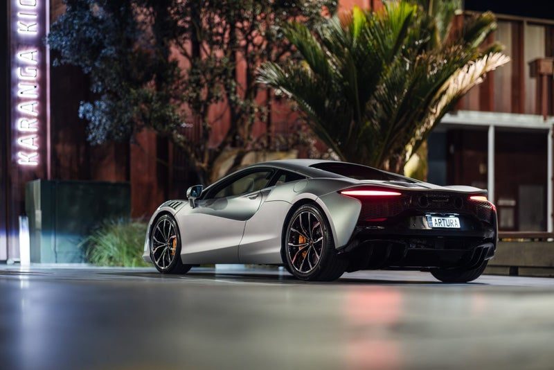 2023 McLaren Artura, photo 2
