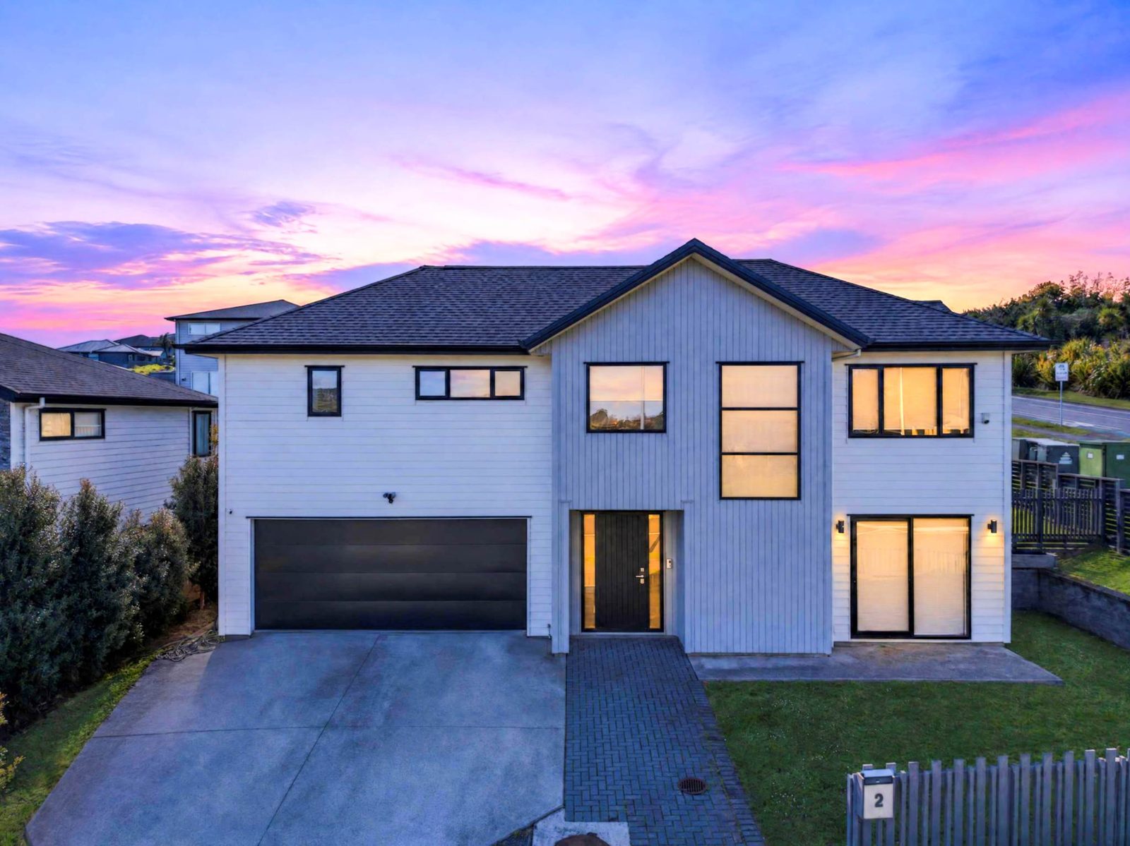 2 Celestial Crescent, Orewa