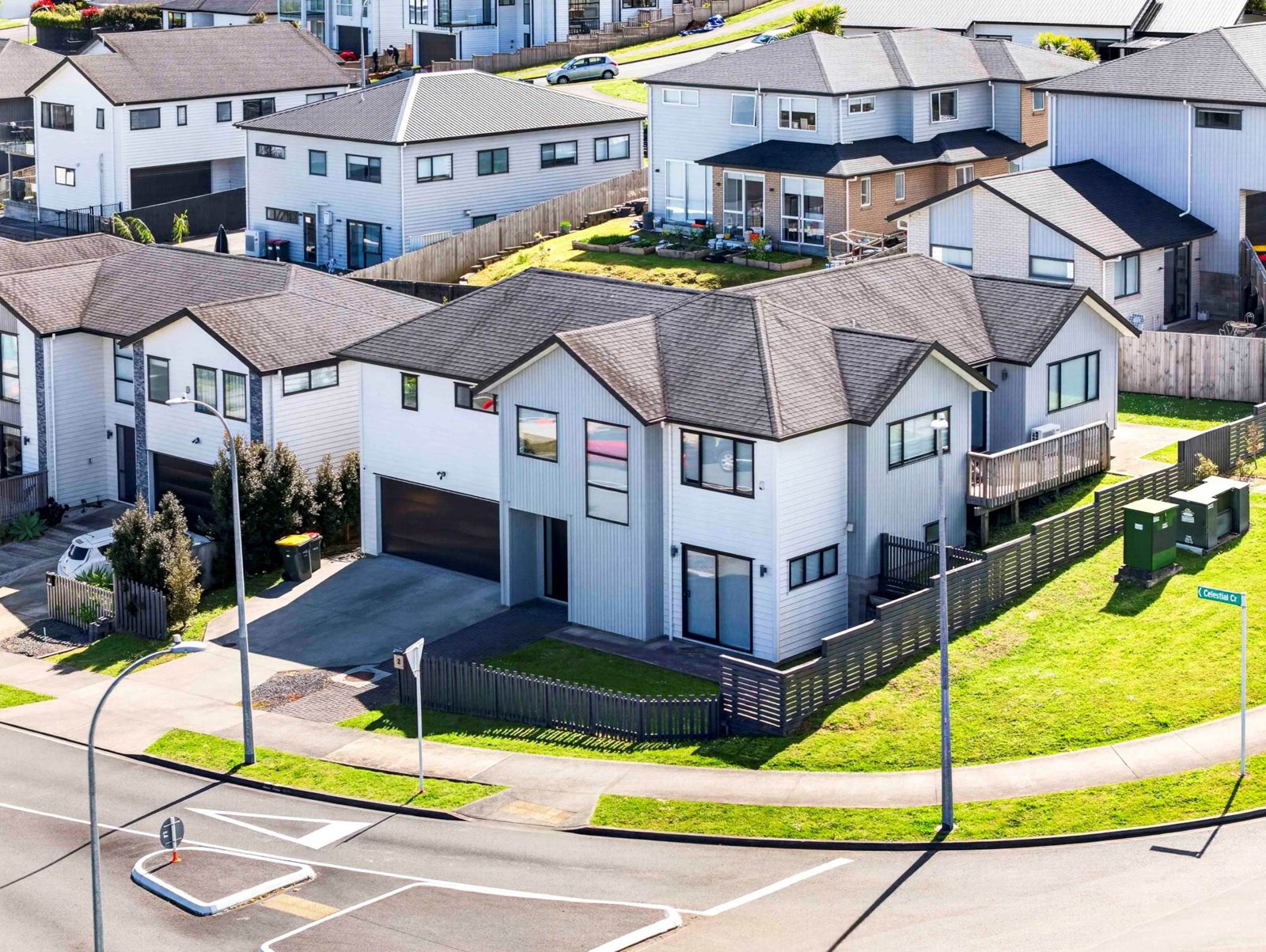 2 Celestial Crescent, Orewa, photo 5