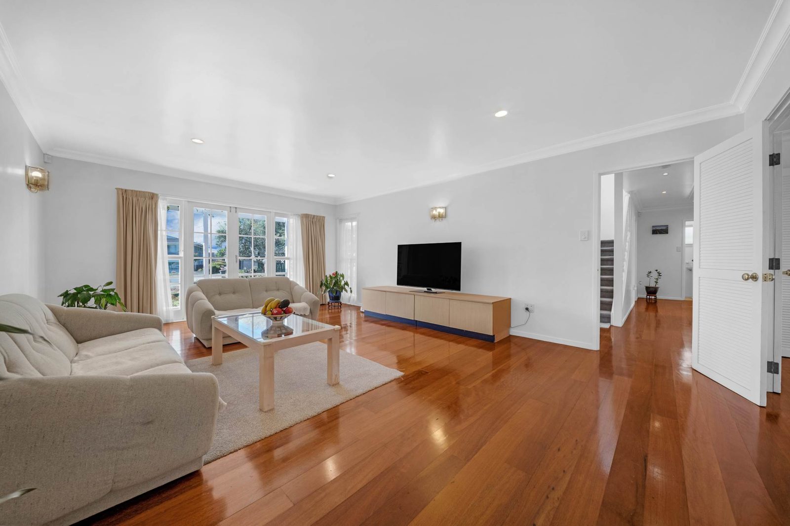 11 Melissa Place, Farm Cove, photo 3