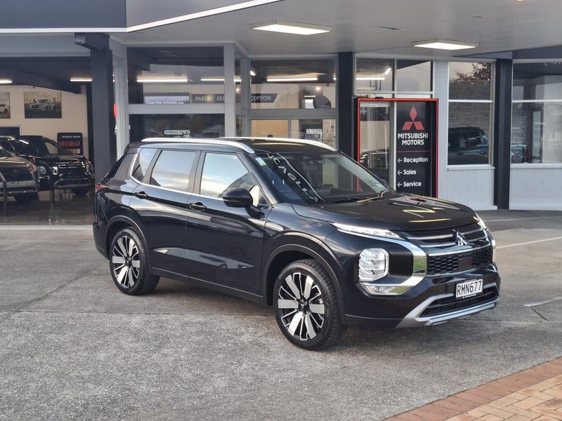 2026 Mitsubishi Outlander XLS 2.5P/ 7 Seater -