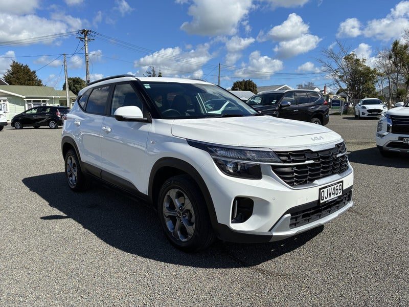 2024 Kia Seltos LX 2.0P -