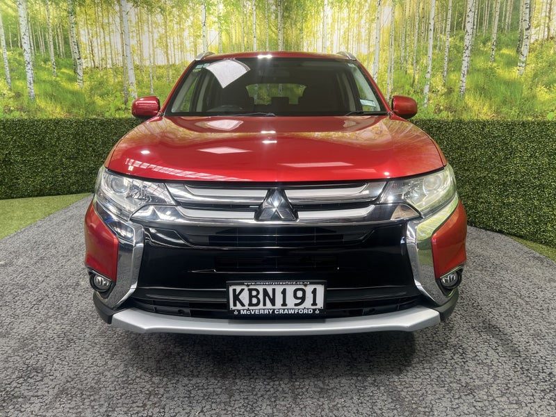 2016 Mitsubishi Outlander LS 7 Seater, photo 2