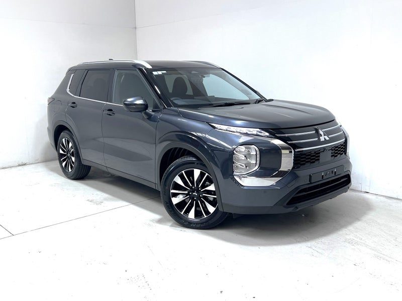 2026 Mitsubishi Outlander LS 5 Seater