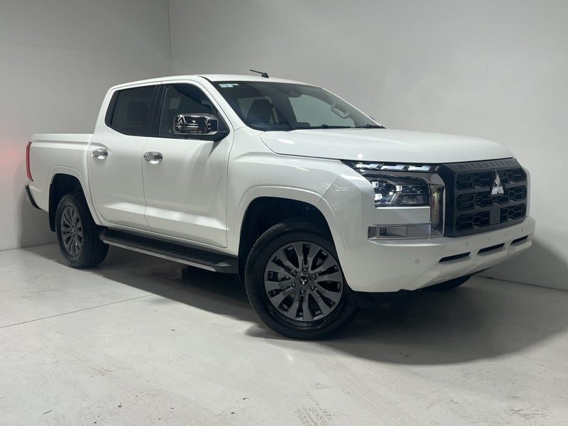 2026 Mitsubishi Triton GLXR, main photo