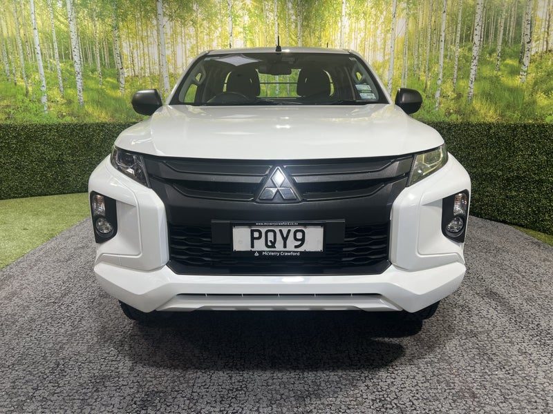 2022 Mitsubishi Triton GLX Club Cab 2.4 4WD AUTO, photo 2