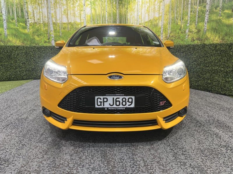 2012 Ford Focus ST 2.0T ECOBOOST 6SPD Manual, photo 2