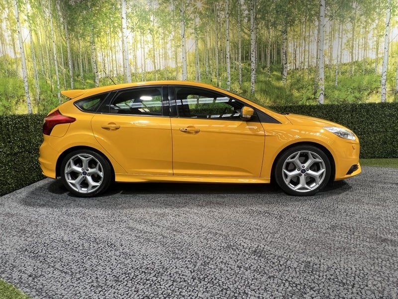 2012 Ford Focus ST 2.0T ECOBOOST 6SPD Manual, photo 3