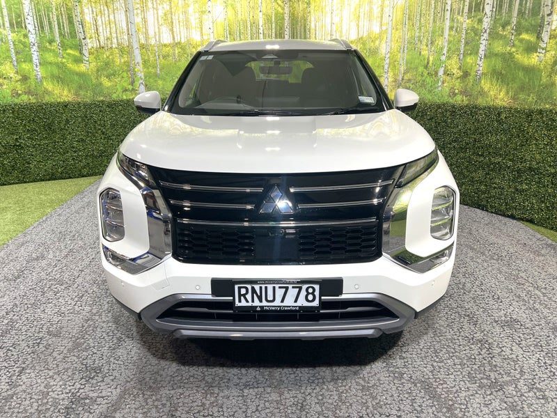 2026 Mitsubishi Outlander XLS 7 Seater, photo 2
