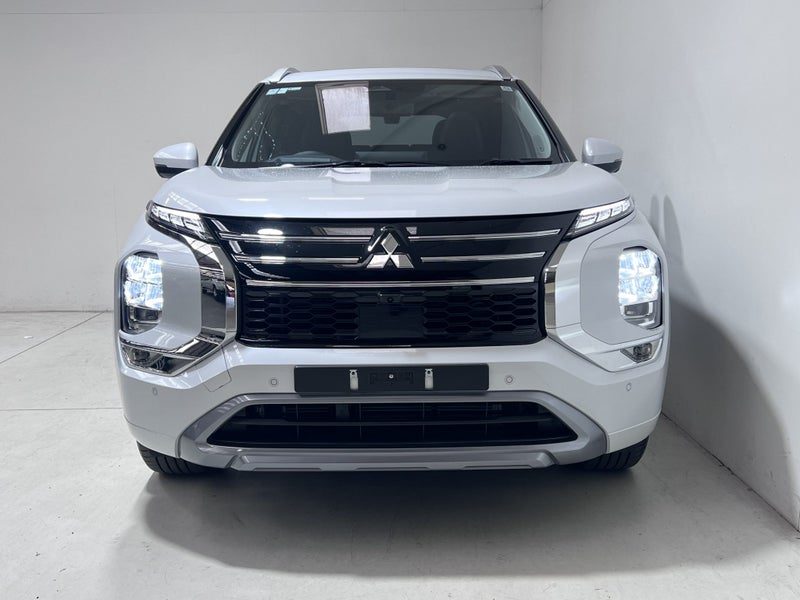 2026 Mitsubishi Outlander VRX 2.5 4WD 7 SEAT SUV, photo 3