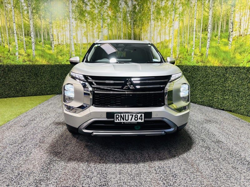 2026 Mitsubishi Outlander XLS 7 Seater, photo 2