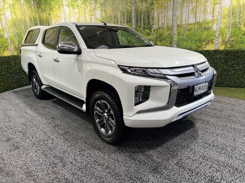 2021 Mitsubishi Triton 2.4 GLX-R 4WD - AUTO