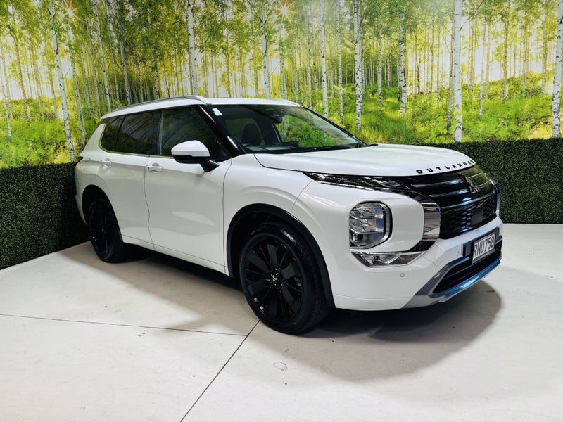 2026 Mitsubishi Outlander VRX 2.5P 2WD - 7 Seats
