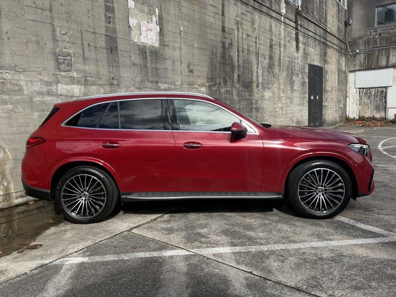 2025 Mercedes-Benz GLC 300 300 2.0PMH/4WD/9AT, photo 2