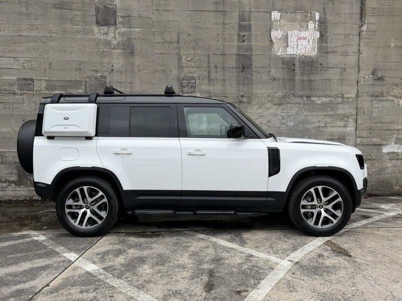 2024 Land Rover Defender 110 P400E HSE PHEV, photo 2