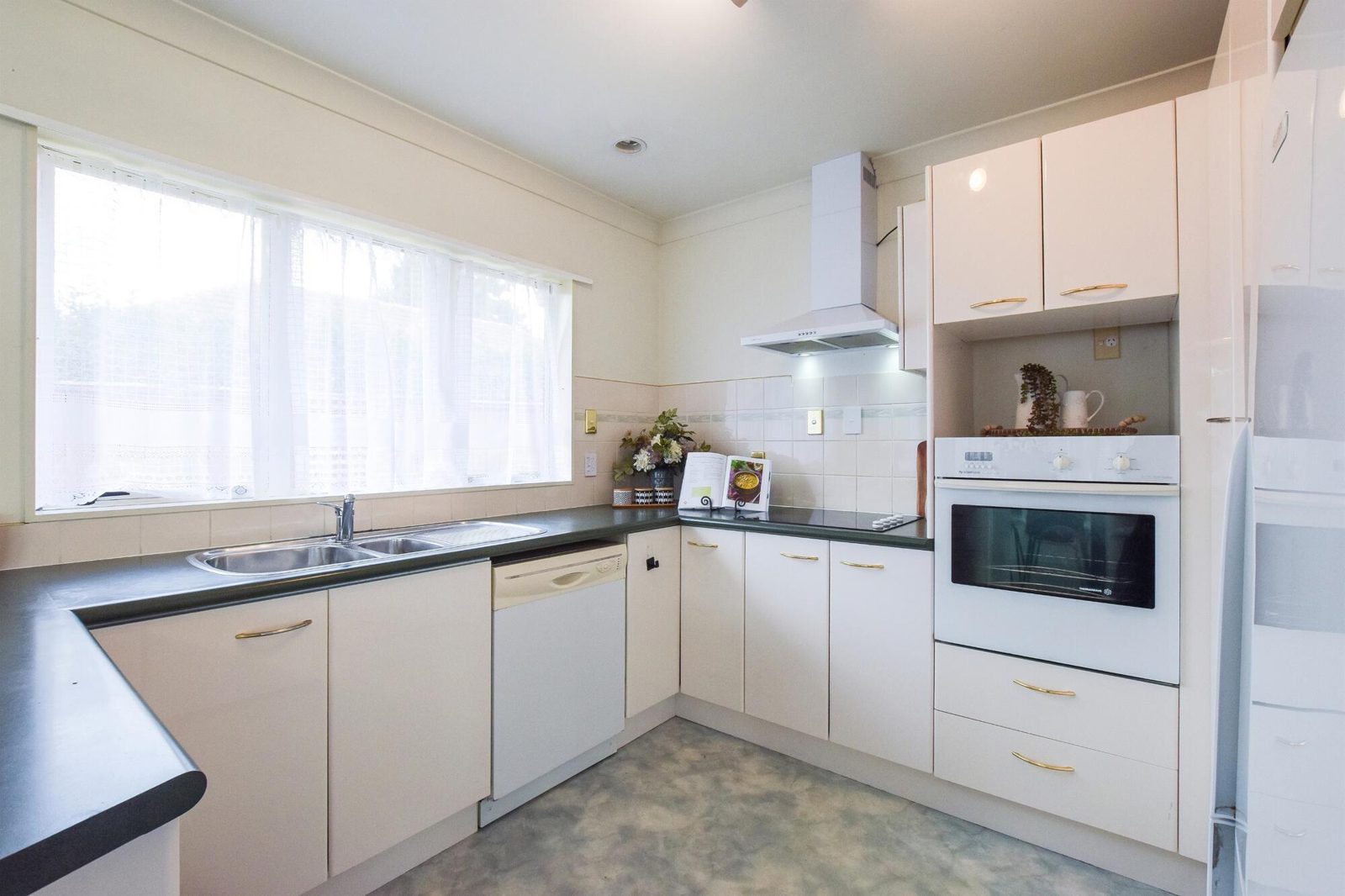2 Alpha Street, Papakura, photo 4