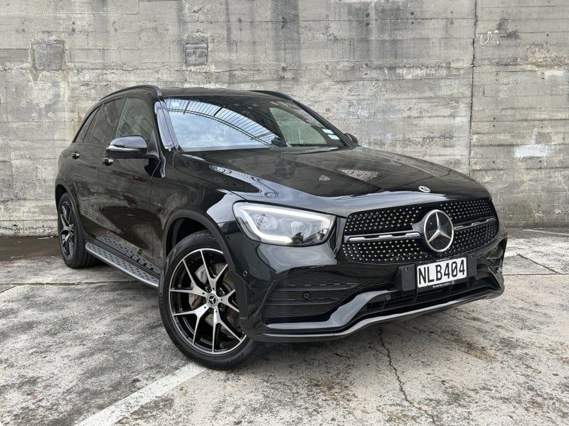 2021 Mercedes-Benz GLC 300 e 300 E PHEV/4WD/9AT