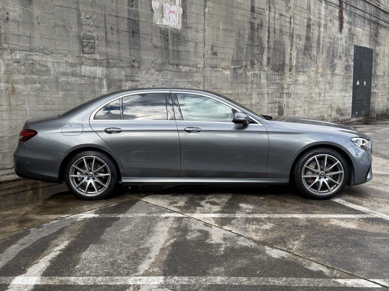 2022 Mercedes-Benz E 300 E300E PHEVT/9AT, photo 2