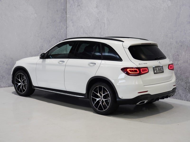 2022 Mercedes-Benz GLC 300 AMG, photo 2