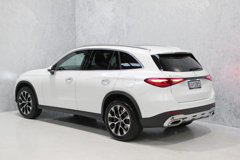 2026 Mercedes-Benz GLC 350 e AMG Line 4Matic SUV, photo 2