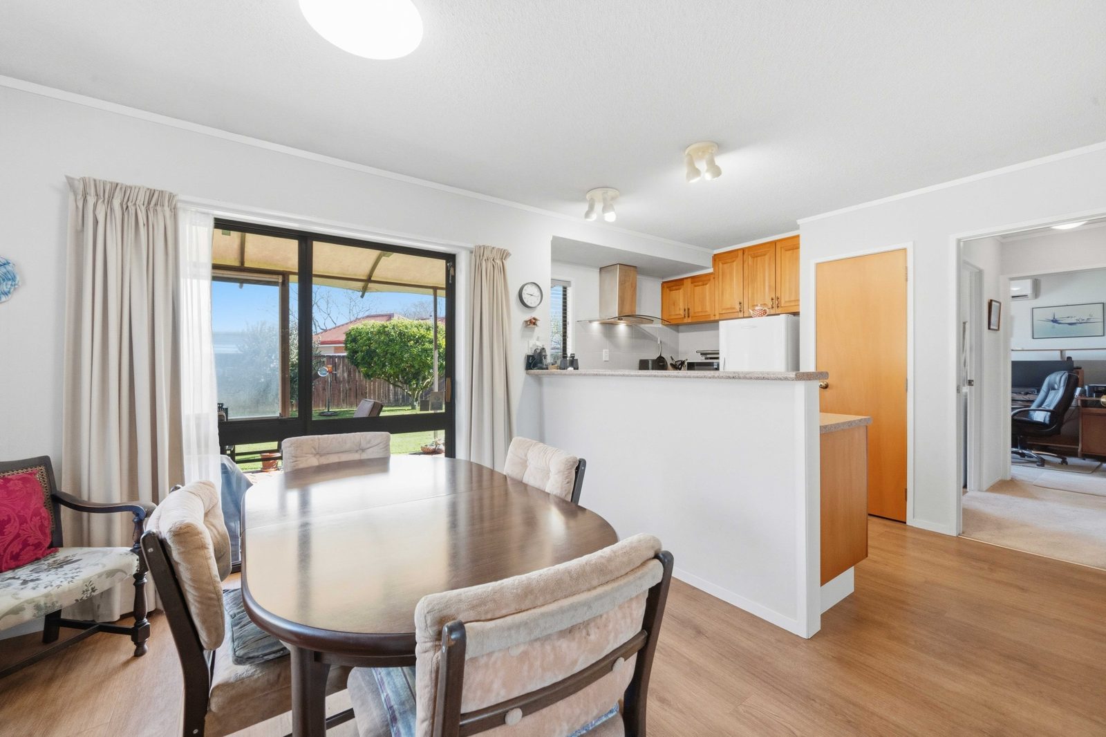 28 Evanda Crescent, Conifer Grove, photo 7