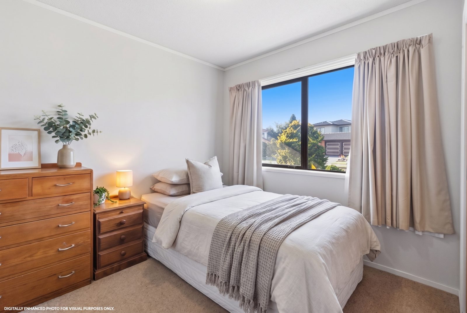 28 Evanda Crescent, Conifer Grove, photo 8