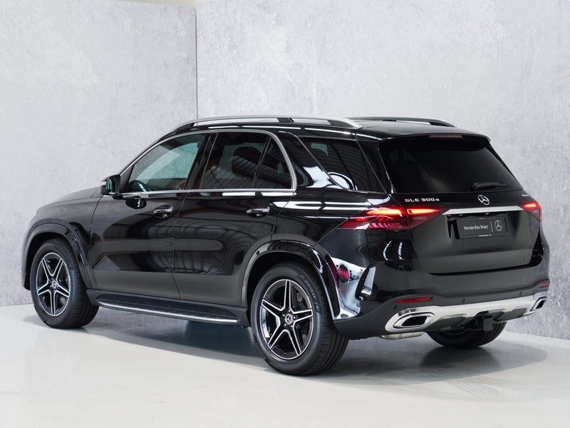 2026 Mercedes-Benz GLE 300 d AMG Line 4Matic SUV, photo 2