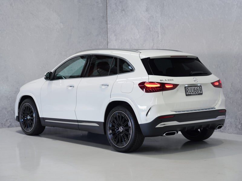 2026 Mercedes-Benz GLA 200 GLA200 AMG Line, photo 3