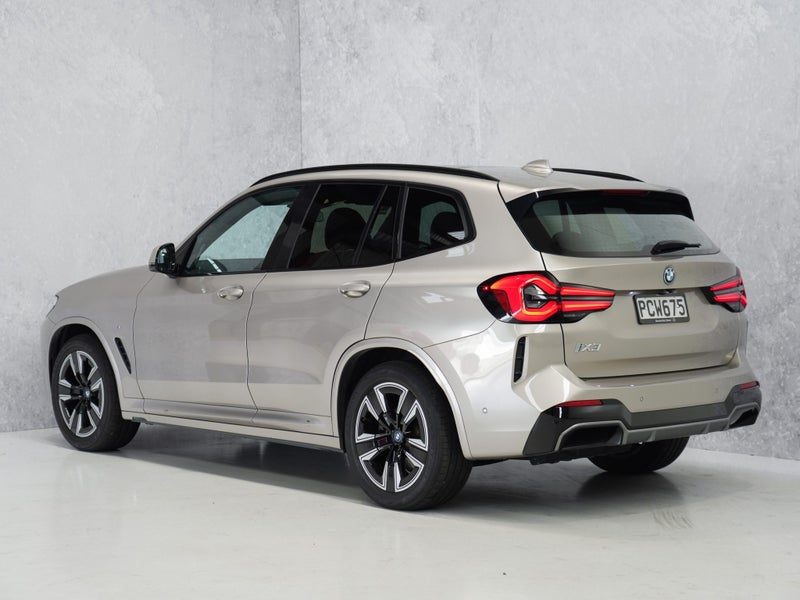 2022 BMW iX3 Impressive M Sport *NZ New*, photo 2