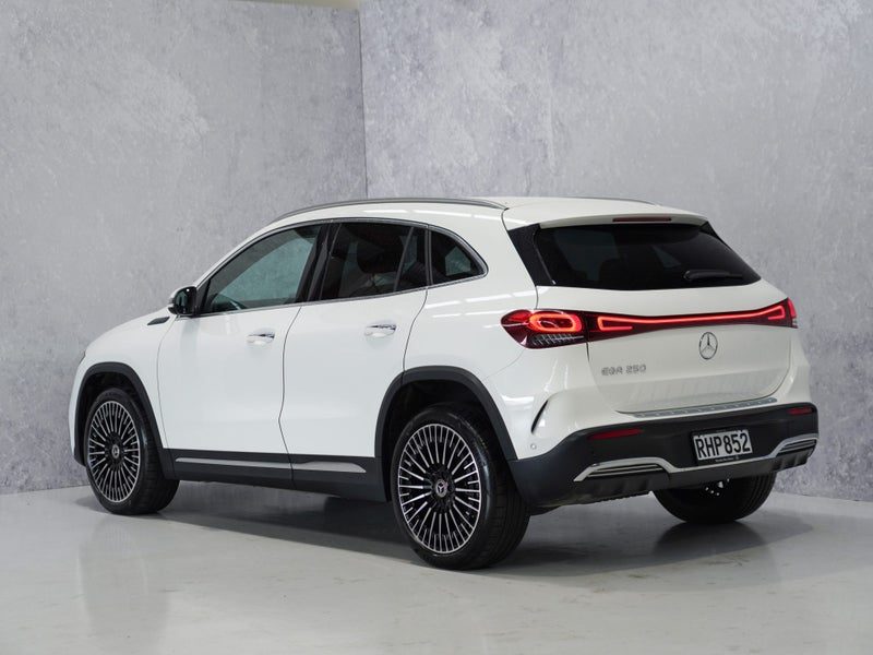 2022 Mercedes-Benz EQA AMG Line EV *NZ New*, photo 2