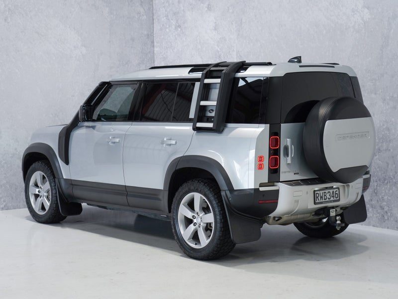 2022 Land Rover Defender 110 D 300 SE, photo 2