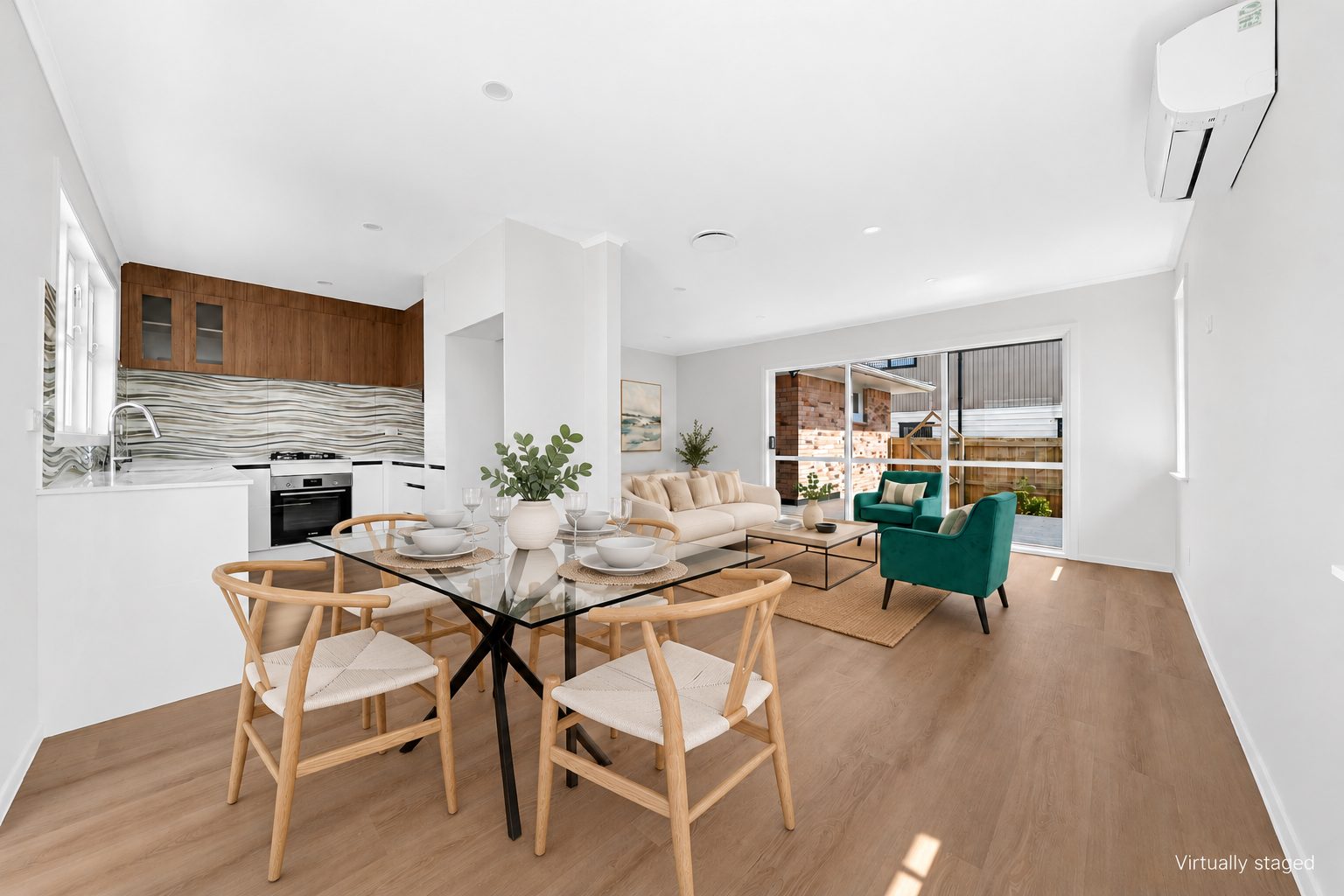 4/14 Kelvin Road, Papakura, photo 2