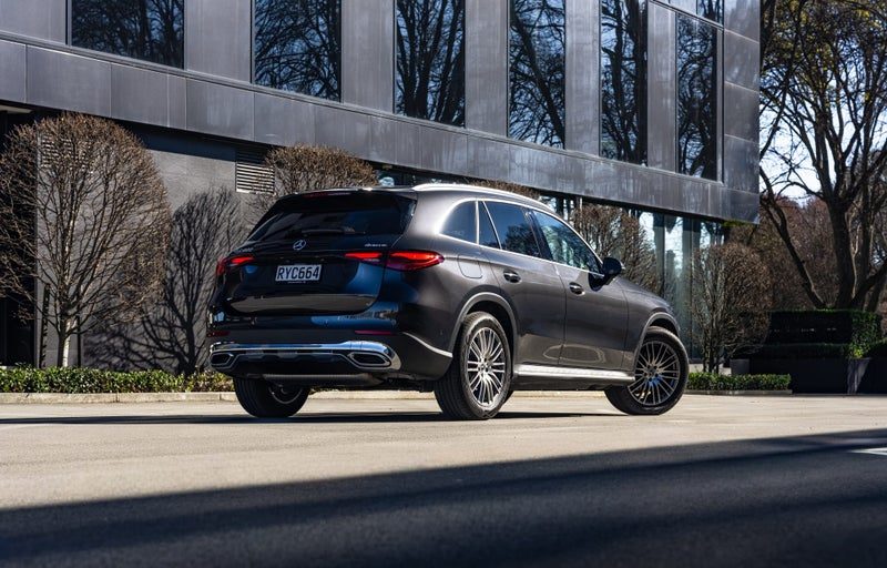 2026 Mercedes-Benz GLC 200 4MATIC SUV Mild Hybrid, photo 2