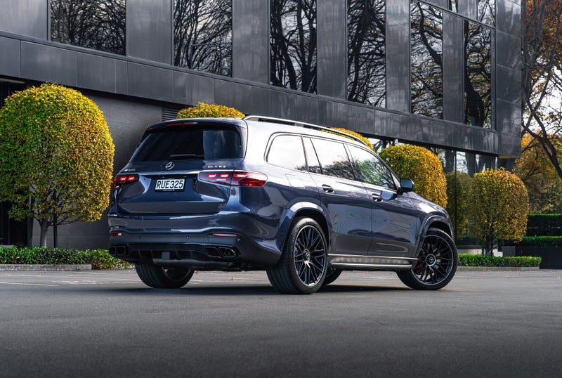 2026 Mercedes-Benz GLS 63 AMG 4MATIC SUV, photo 2
