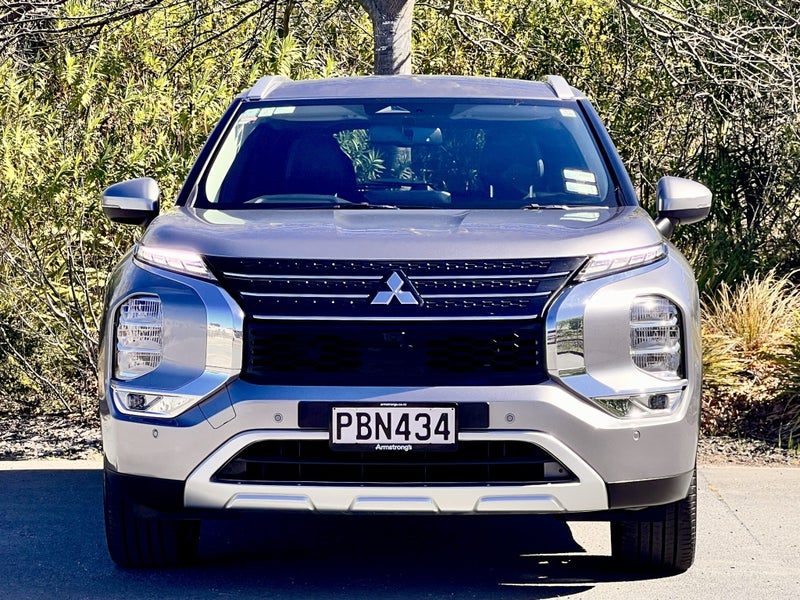 2022 Mitsubishi Outlander NZ NEW XLS/2.4L/PHEV/4WD, photo 2