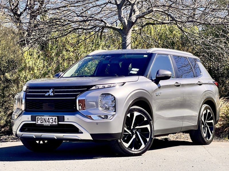 2022 Mitsubishi Outlander NZ NEW XLS/2.4L/PHEV/4WD, photo 3