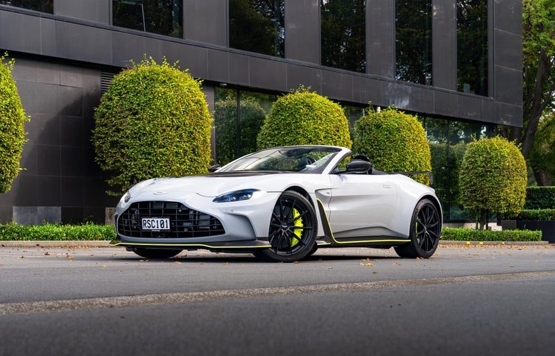 2023 Aston Martin Vantage