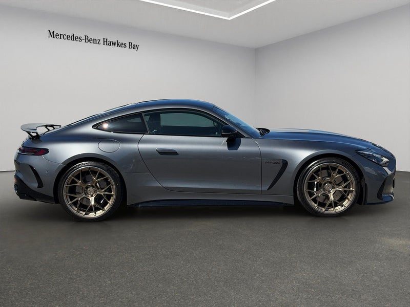 2025 Mercedes-Benz GT, photo 2