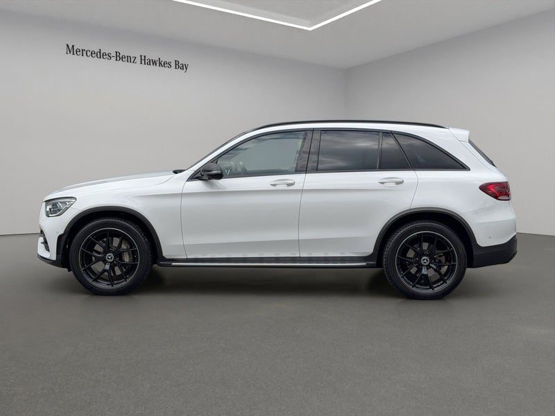2022 Mercedes-Benz GLC 300 e AMG, photo 2