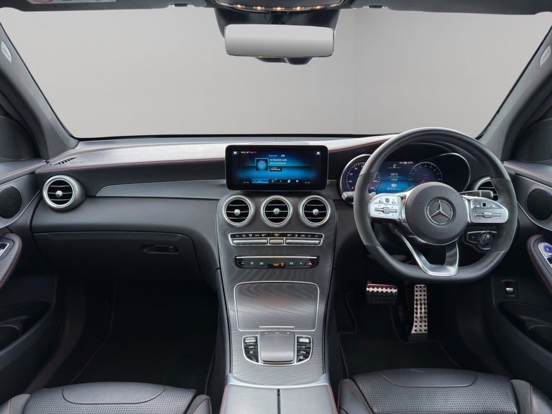 2022 Mercedes-Benz GLC 300 e AMG, photo 3
