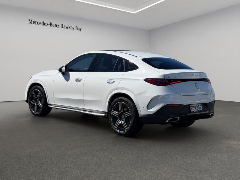 2026 Mercedes-Benz GLC 300, photo 2