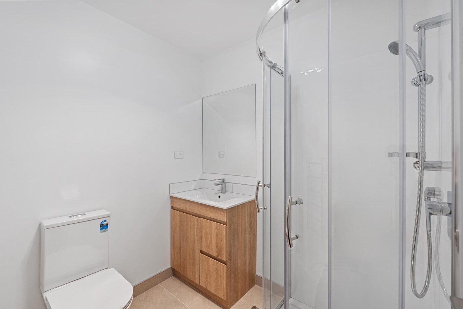 14 Raupeti Lane, Henderson, photo 6