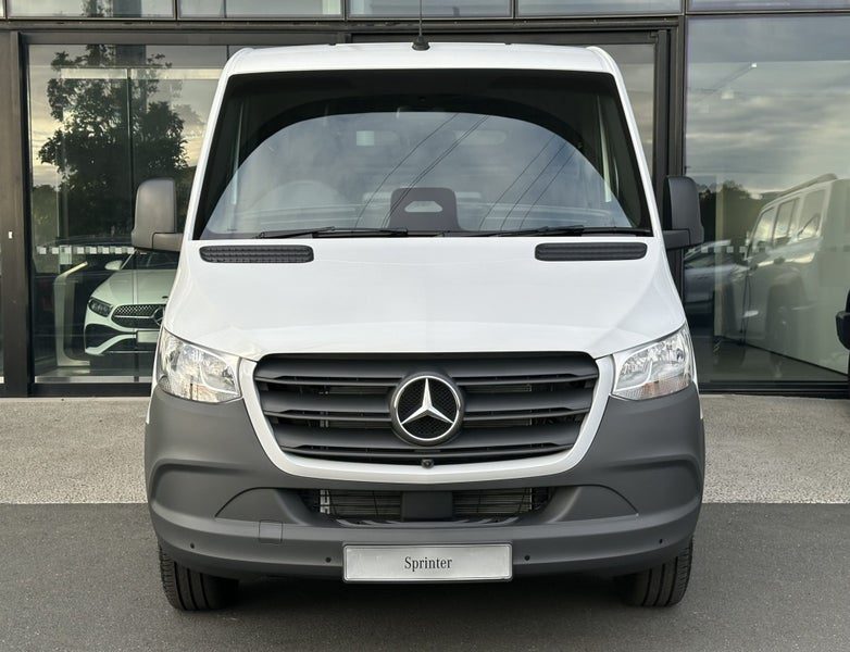 2026 Mercedes-Benz Sprinter MWB, photo 2