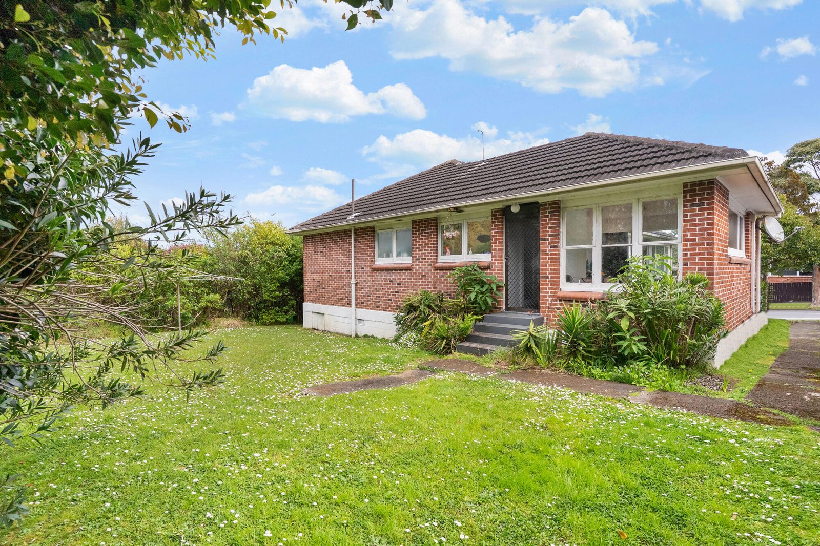 44 Felton Mathew Avenue, Saint Johns, photo 12