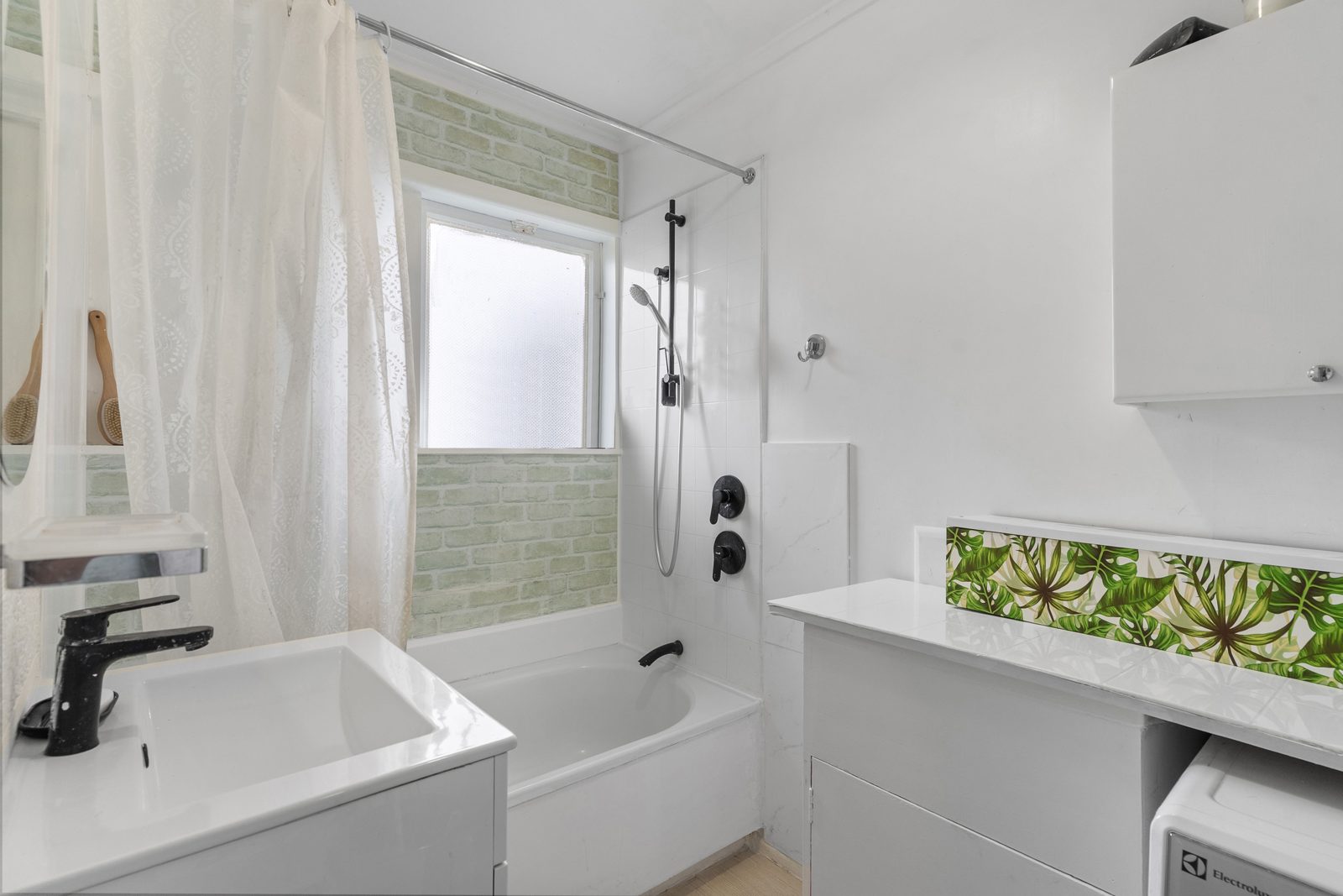 44 Felton Mathew Avenue, Saint Johns, photo 8