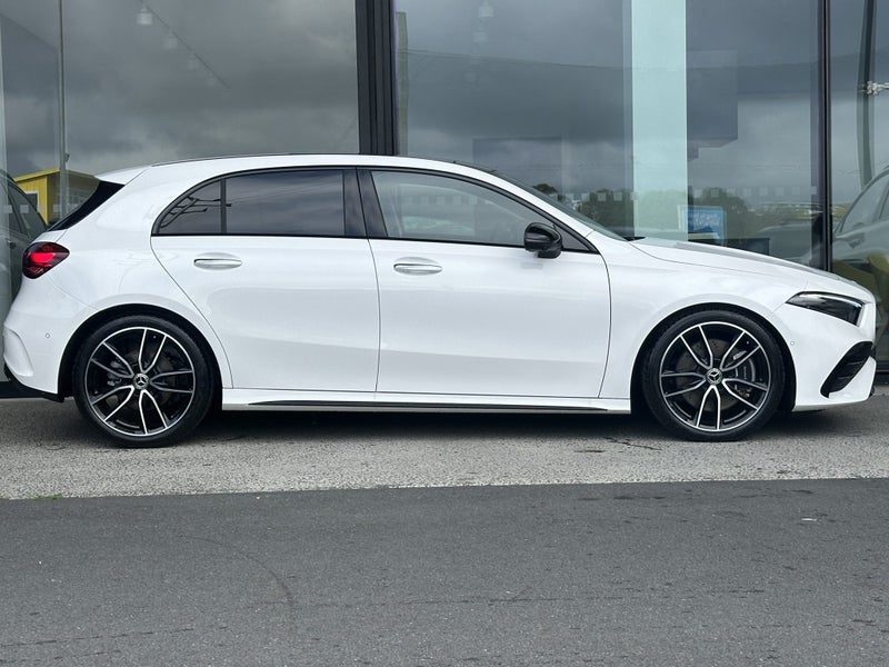 2026 Mercedes-Benz A 250 4MATIC Facelift - NZ New, photo 2