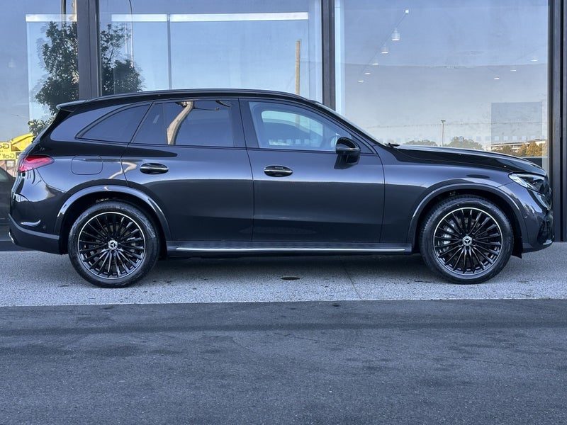 2026 Mercedes-Benz GLC 300, photo 3