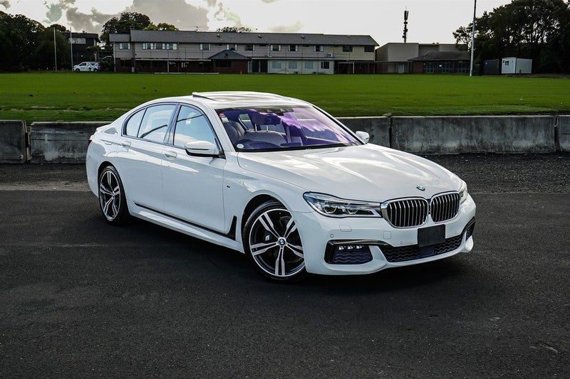 2016 BMW 740i Motorsport Top Spec