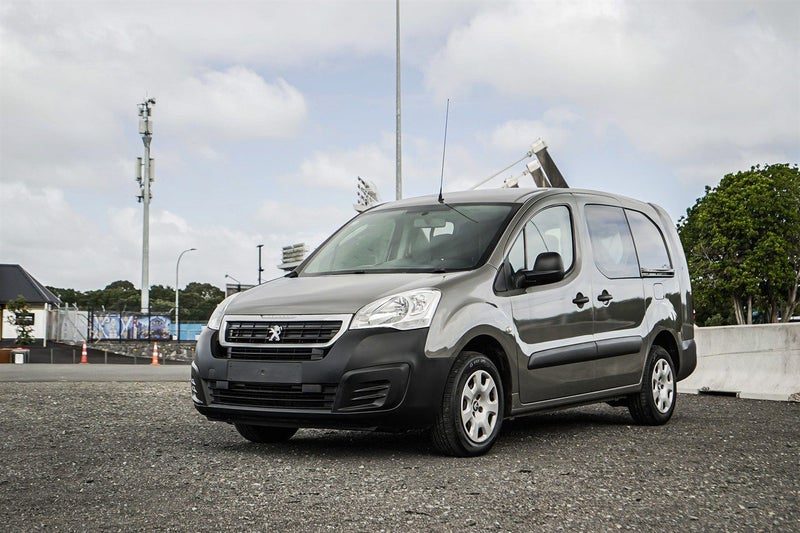 2016 Peugeot Partner LWB Diesel Auto, photo 3